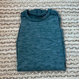 Lululemon men’s long sleeve shirt